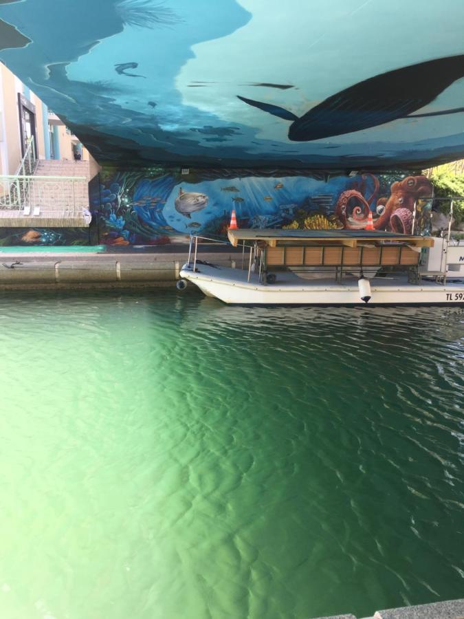 Jl Port * Fréjus